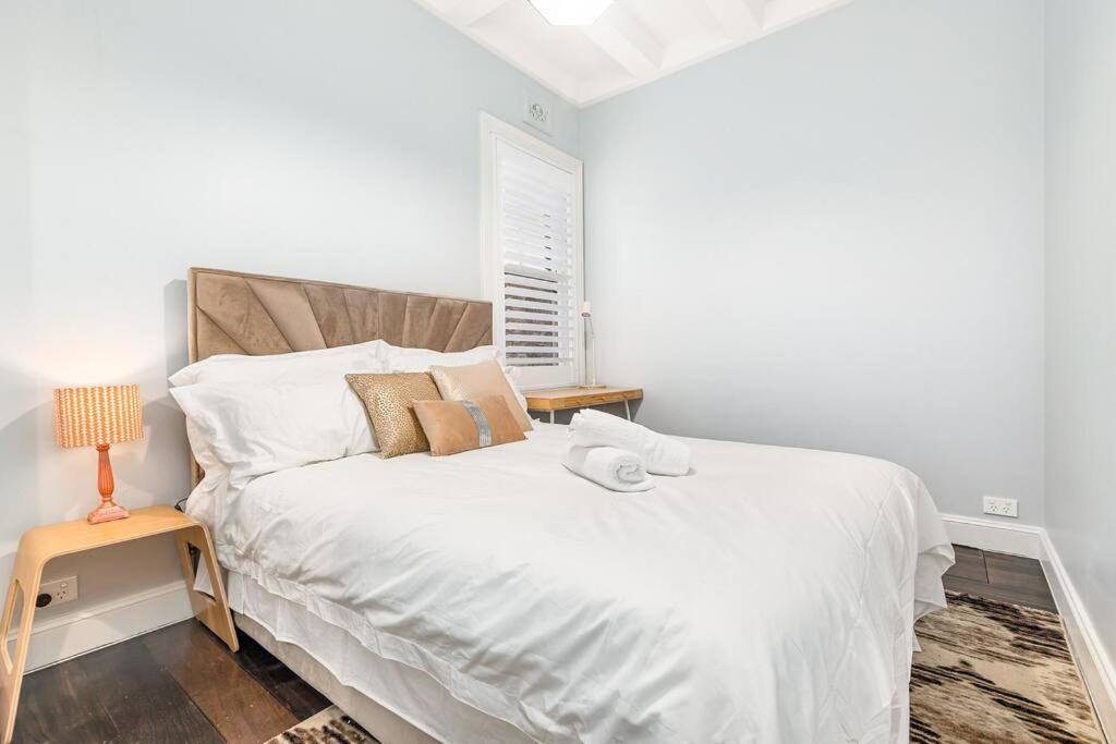 Stunning Two Bedroom In Millers Point 16 High Self- Catering Sydney Luaran gambar